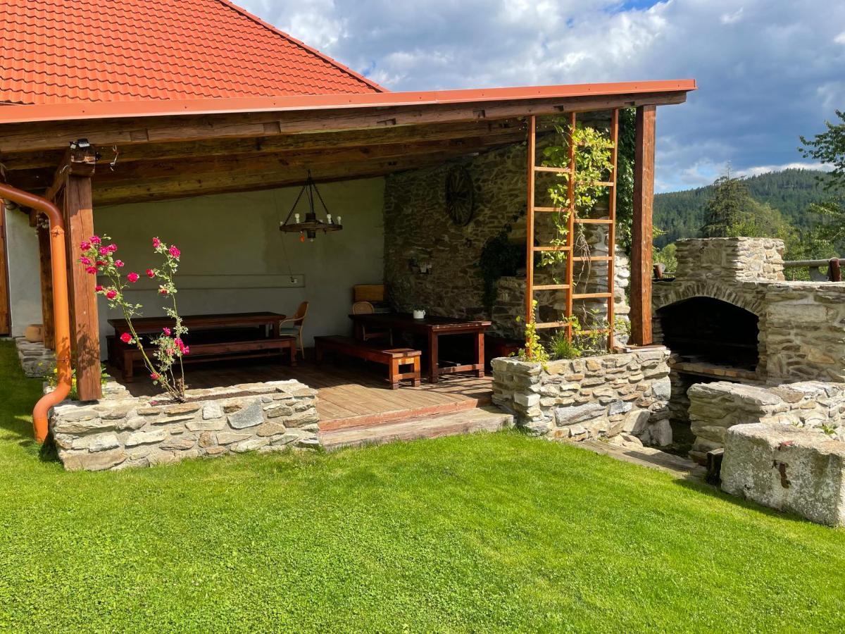 Farma Nahlov Apartment Frymburk Bagian luar foto